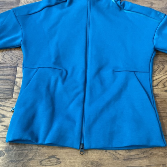 adidas jacket - Picture 4 of 9